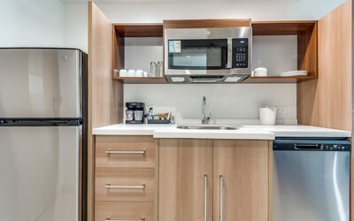 Home2 Suites by Hilton Dallas Medical District Lovefield