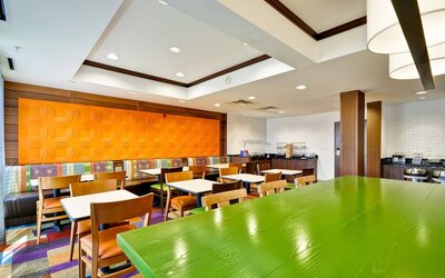 Fairfield Inn & Suites Dallas Medical/Market Center