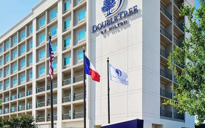 DoubleTree by Hilton Hotel Dallas – Love Field