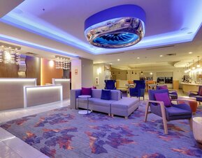 La Quinta Inn & Suites by Wyndham Dallas Love Field