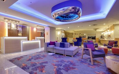 La Quinta Inn & Suites by Wyndham Dallas Love Field