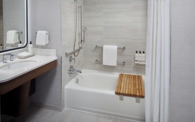 Grand Hyatt DFW - Connected to the airport