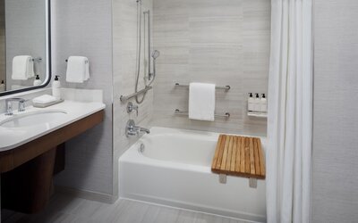 Grand Hyatt DFW - Connected to the airport