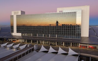 Grand Hyatt DFW - Connected to the airport