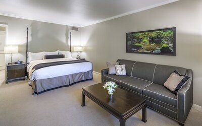 Cooper Hotel Conference Center & Spa