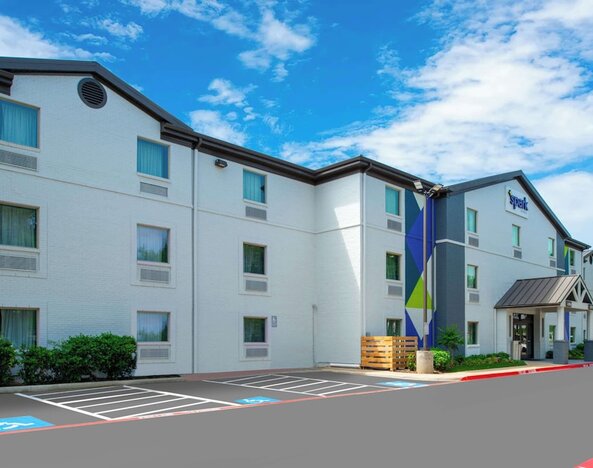 Spark by Hilton Dallas Medical District Love Field