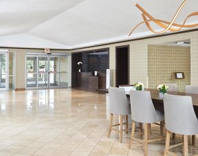 DoubleTree by Hilton Dallas - Market Center