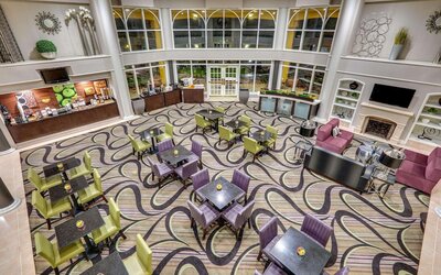 La Quinta Inn & Suites by Wyndham Dallas - Addison Galleria