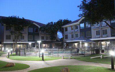 La Quinta Inn & Suites by Wyndham Dallas - Addison Galleria