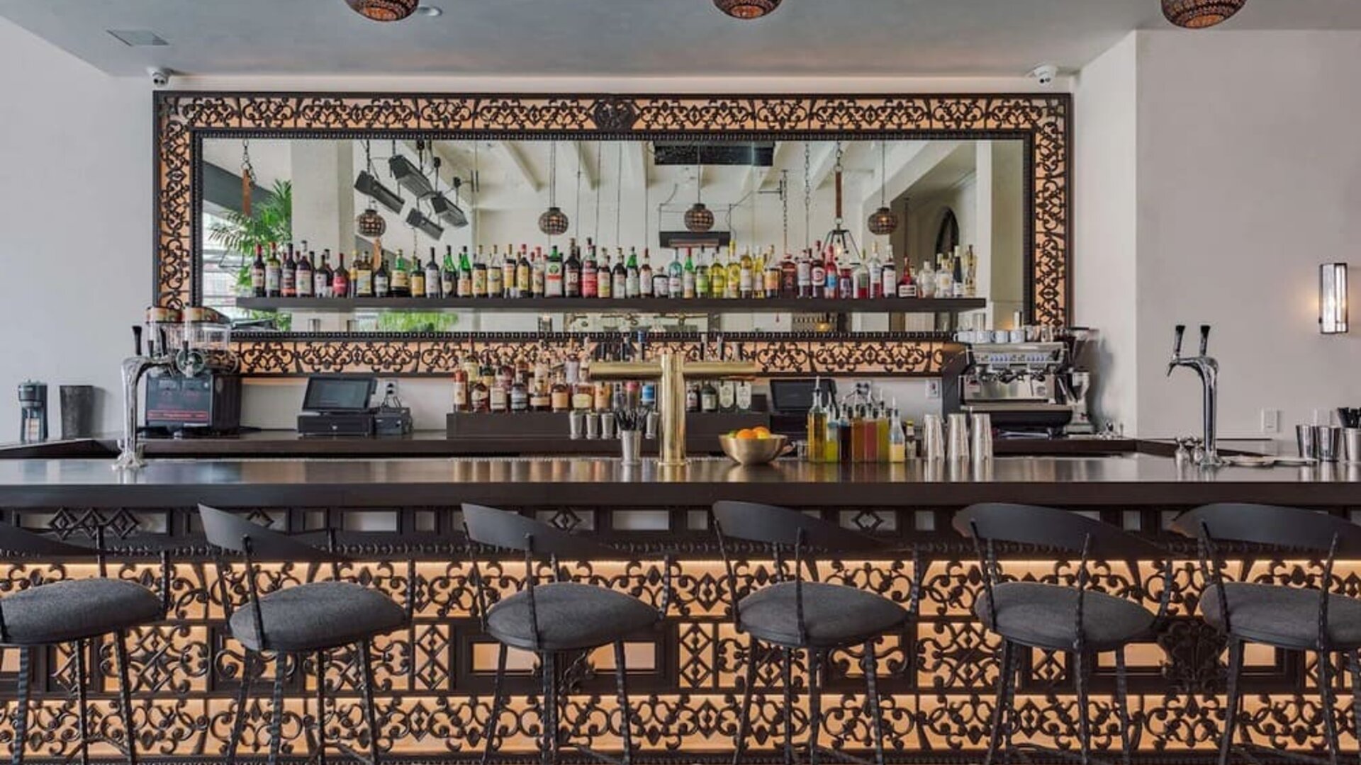 Bar and coworking space at Hotel Figueroa.