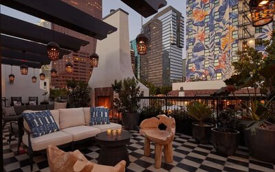 Relaxing lounge area at Hotel Figueroa.