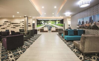 La Quinta Inn & Suites by Wyndham Dallas - Richardson