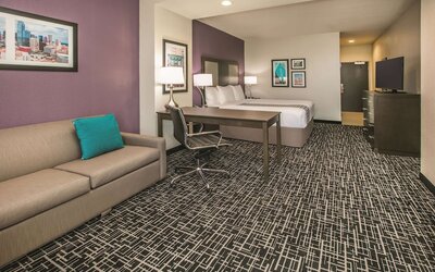 La Quinta Inn & Suites by Wyndham Dallas - Richardson