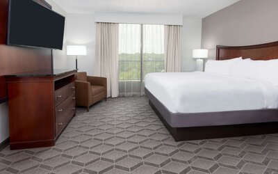 Embassy Suites by Hilton Dallas Park Central Area