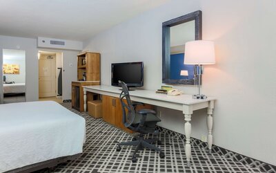 Hilton Garden Inn Dallas/Market Center