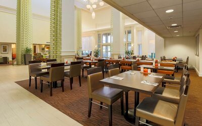Hilton Garden Inn Dallas/Market Center