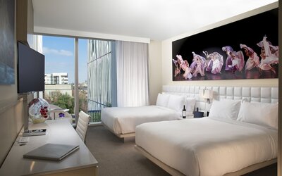 HALL Arts Hotel, Dallas, Autograph Collection