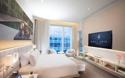 HALL Arts Hotel, Dallas, Autograph Collection