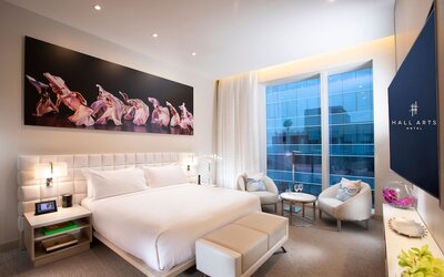 HALL Arts Hotel, Dallas, Autograph Collection