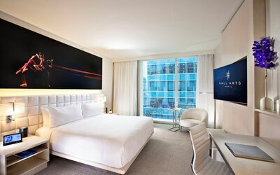 HALL Arts Hotel, Dallas, Autograph Collection