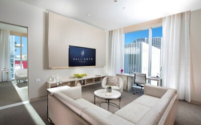 HALL Arts Hotel, Dallas, Autograph Collection