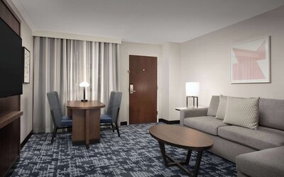 Embassy Suites by Hilton Dallas Near the Galleria
