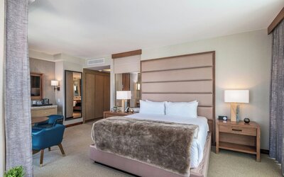 Drey Hotel