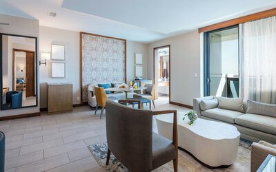 Drey Hotel