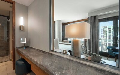 Drey Hotel