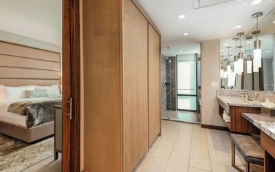 Drey Hotel
