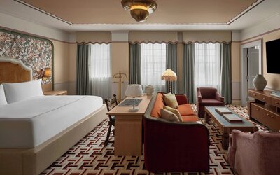 The Stoneleigh, Autograph Collection