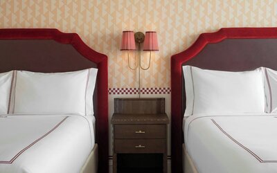 The Stoneleigh, Autograph Collection