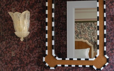 The Stoneleigh, Autograph Collection