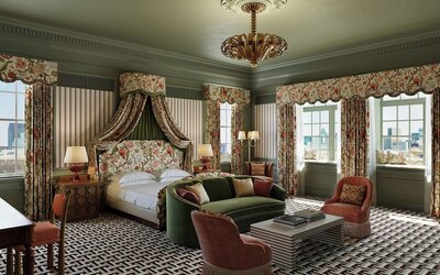 The Stoneleigh, Autograph Collection