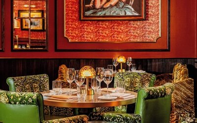 The Stoneleigh, Autograph Collection