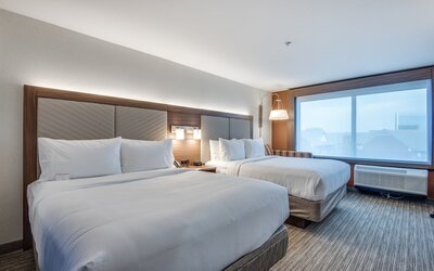 Holiday Inn Express & Suites Dallas North - Addison by IHG
