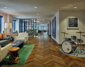 Renaissance Saint Elm Dallas Downtown Hotel