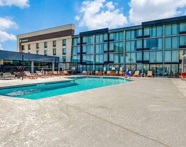 Staybridge Suites Dallas Market Ctr Love Field by IHG