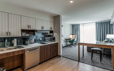 Staybridge Suites Dallas Market Ctr Love Field by IHG