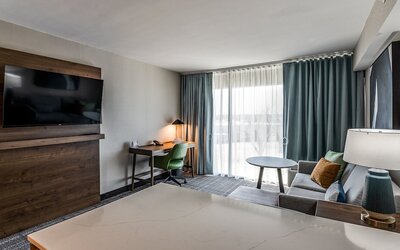 Staybridge Suites Dallas Market Ctr Love Field by IHG