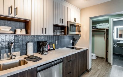 Staybridge Suites Dallas Market Ctr Love Field by IHG