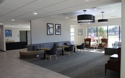 Holiday Inn Dallas Market Ctr Love Field by IHG
