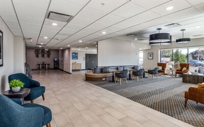 Holiday Inn Dallas Market Ctr Love Field by IHG