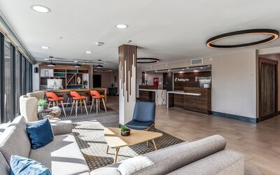 Holiday Inn Dallas Market Ctr Love Field by IHG