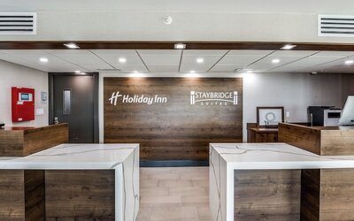 Holiday Inn Dallas Market Ctr Love Field by IHG