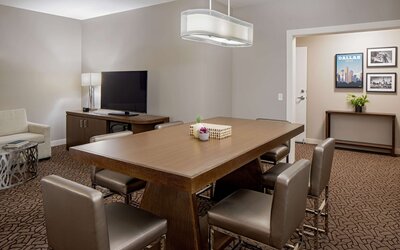 Hilton Garden Inn Downtown Dallas