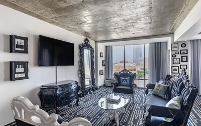 Lorenzo Hotel Dallas, Tapestry Collection by Hilton