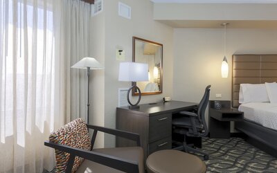Embassy Suites by Hilton Dallas Love Field