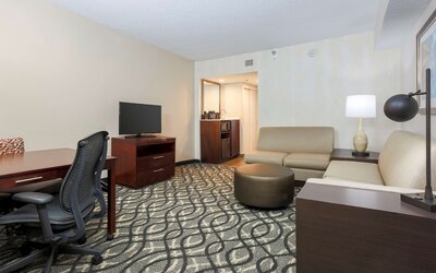 Embassy Suites by Hilton Dallas Love Field