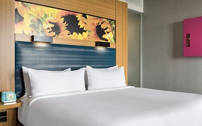 Aloft by Marriott Dallas Downtown